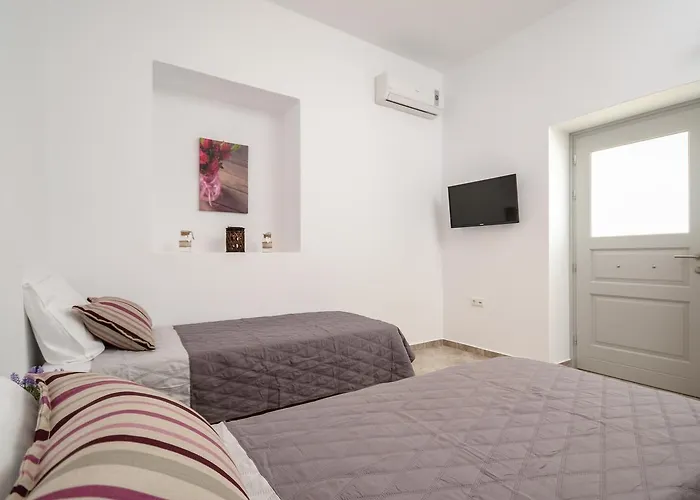 My Family Glinado Naxos